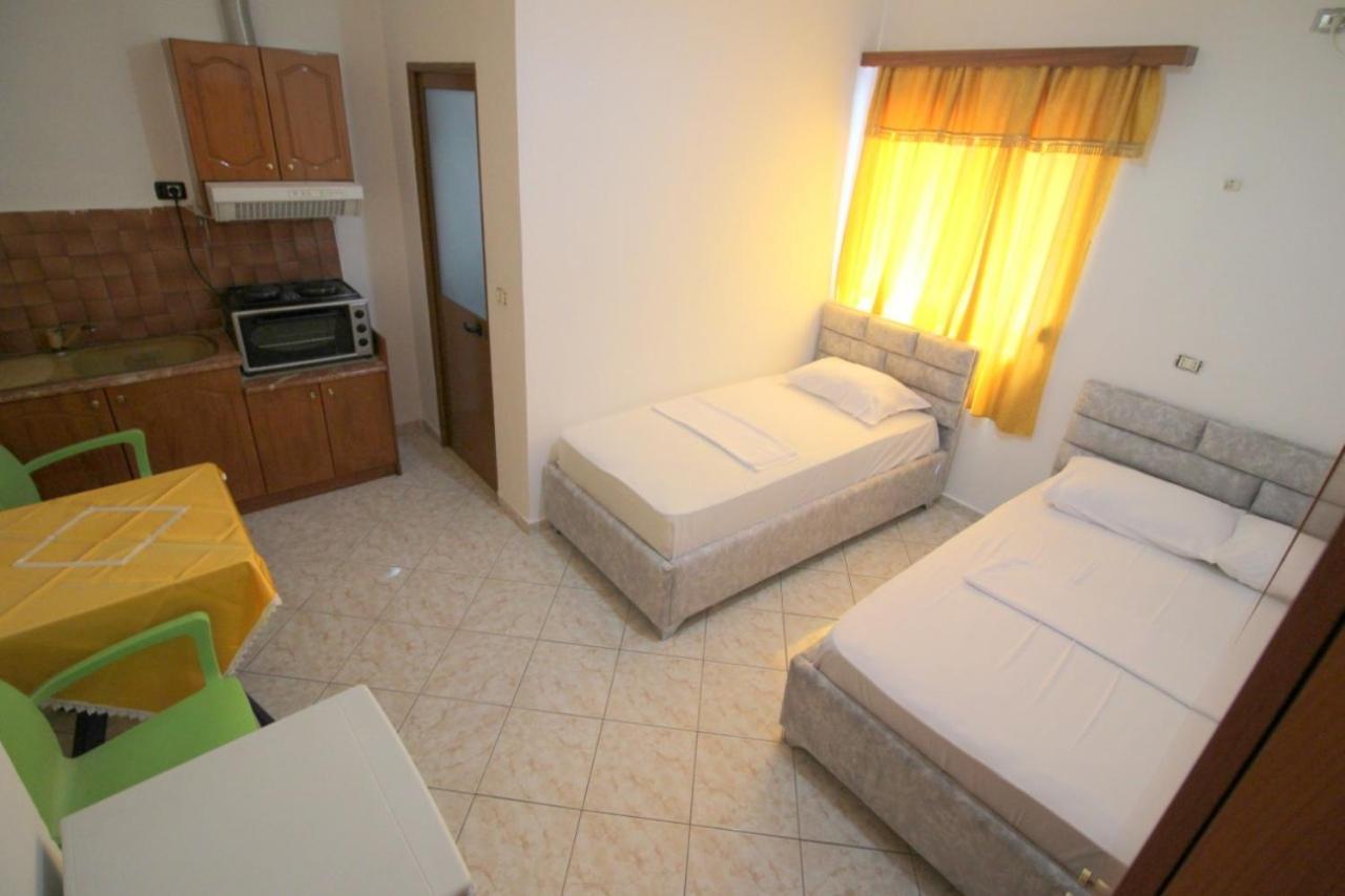 Hotel Vila Vilson Sarande Room photo