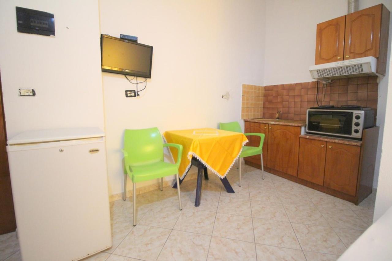 Hotel Vila Vilson Sarande Room photo