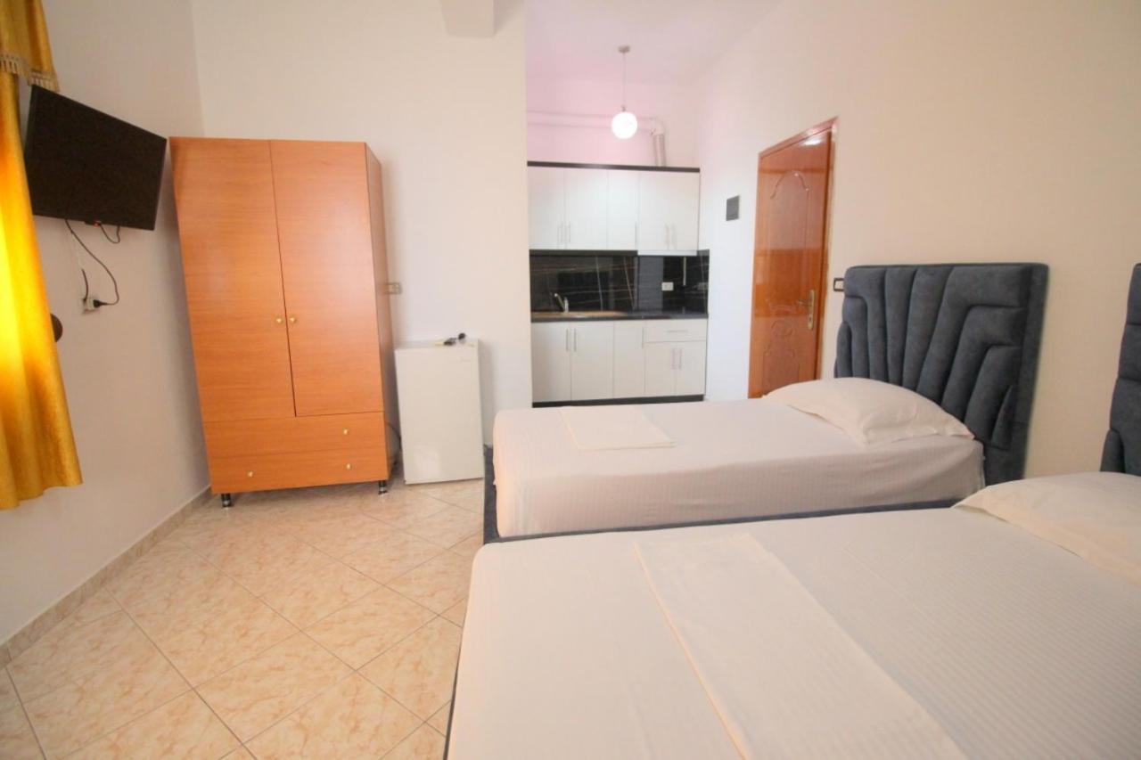 Hotel Vila Vilson Sarande Room photo