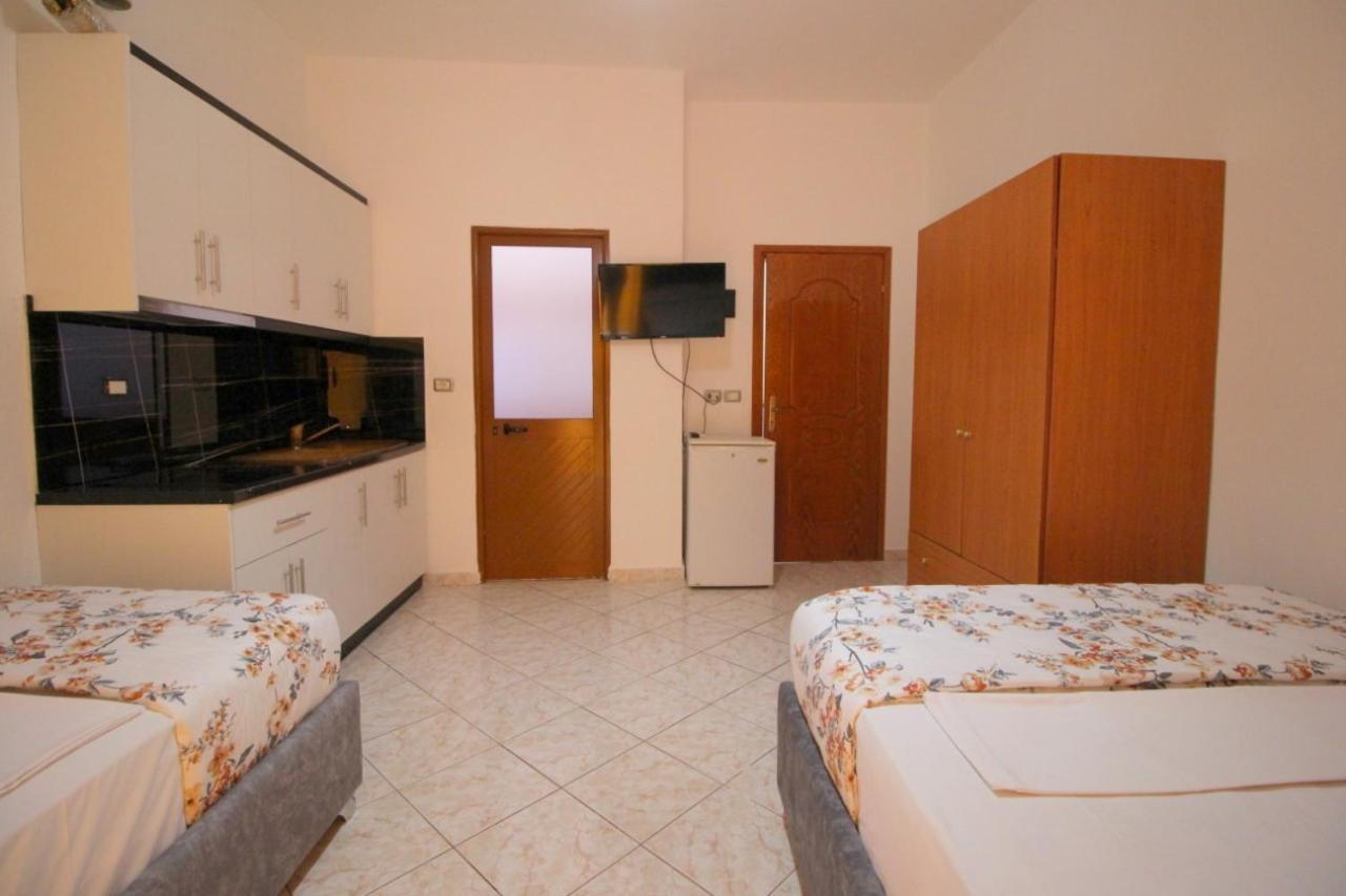Hotel Vila Vilson Sarande Room photo