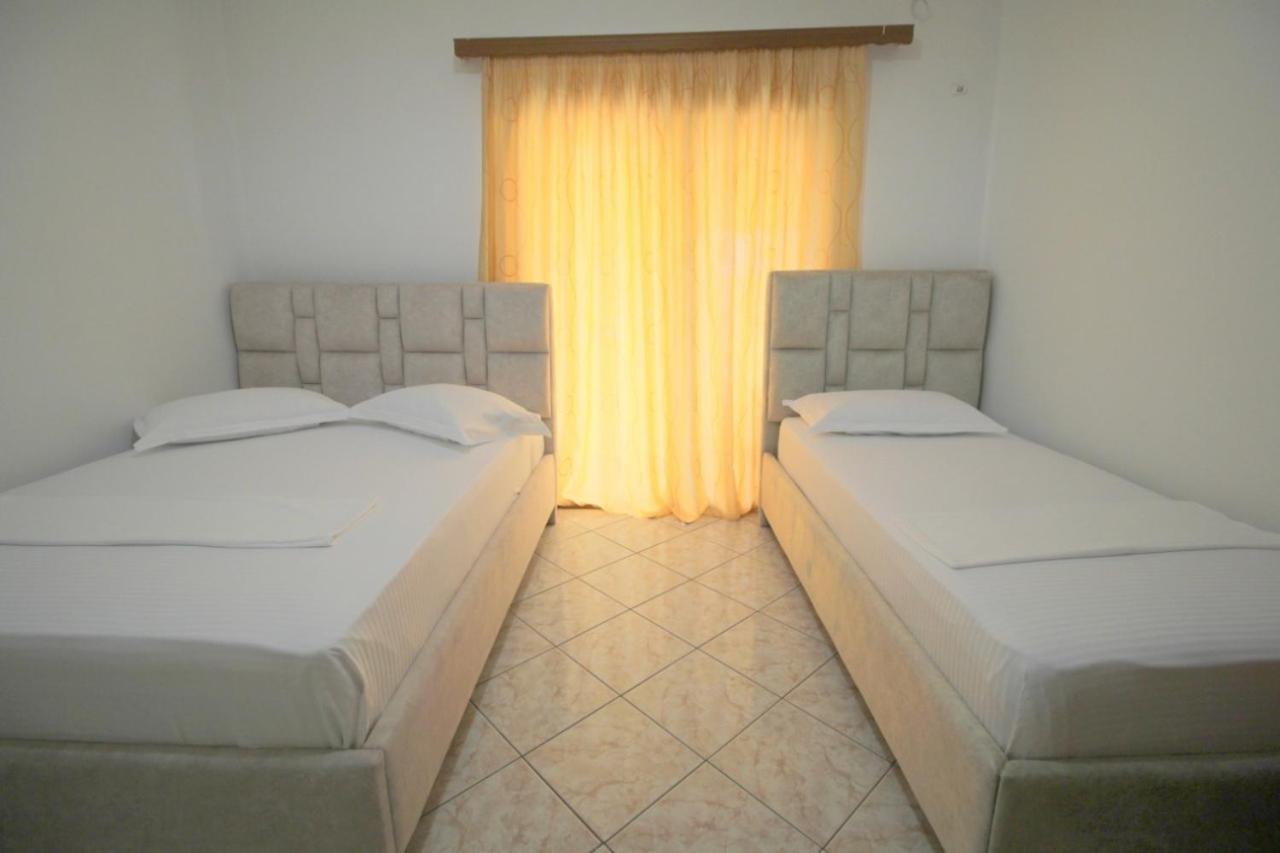 Hotel Vila Vilson Sarande Room photo