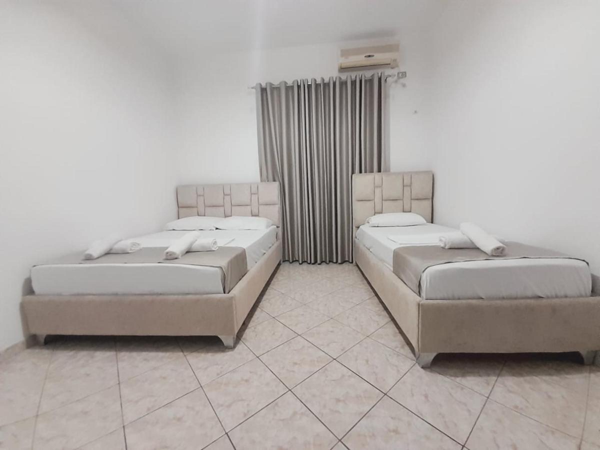 Hotel Vila Vilson Sarande Exterior photo
