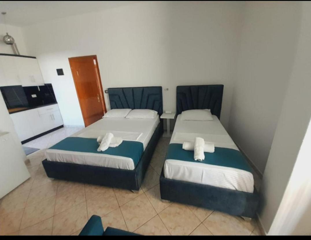 Hotel Vila Vilson Sarande Exterior photo